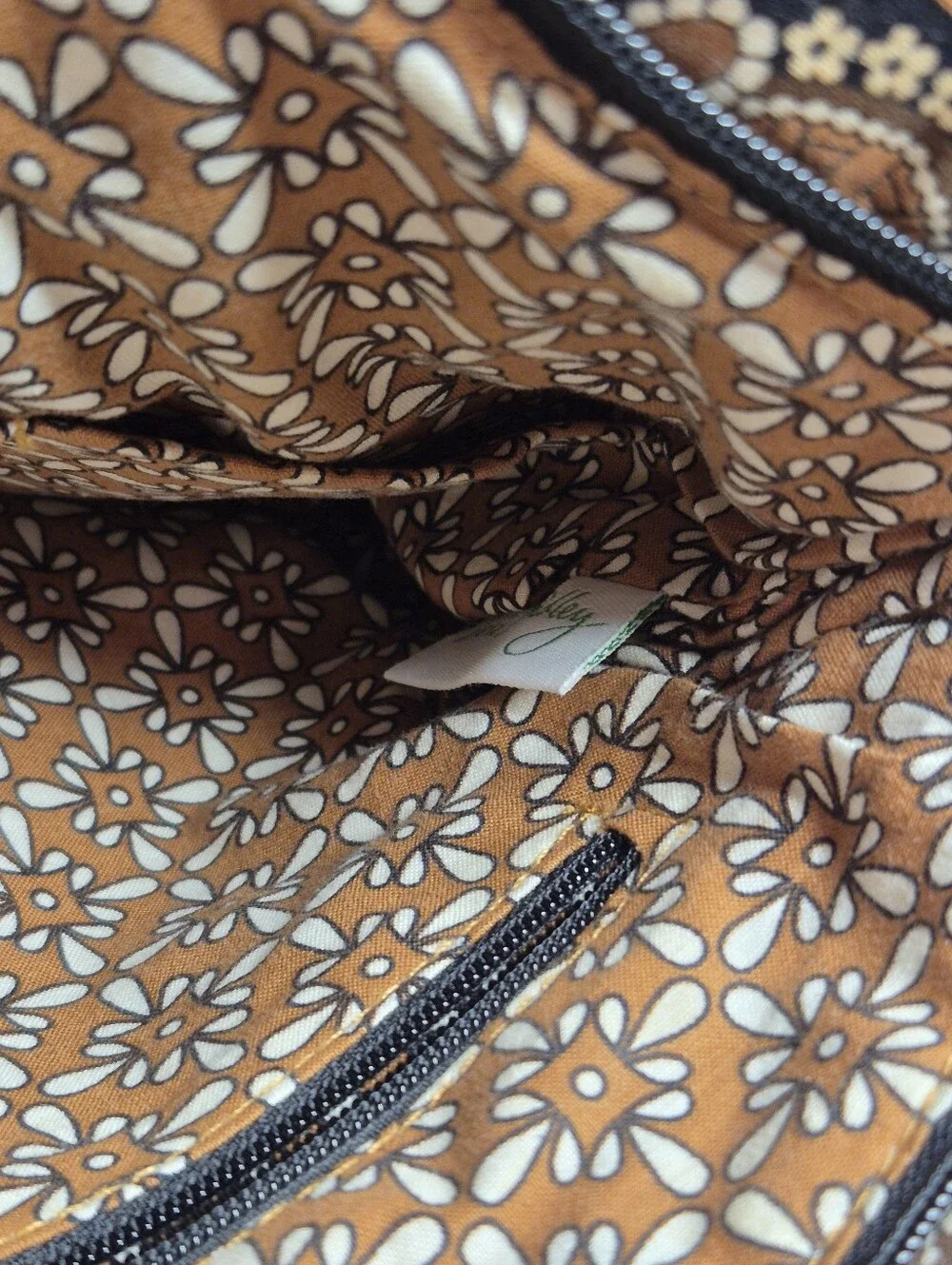 Vera Bradley Morgan Handbag Caffe Latte Paisley Quilted
